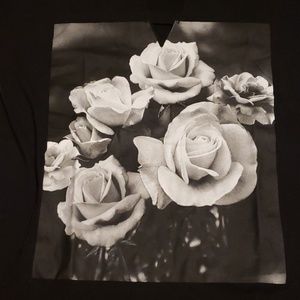 Cut out rose t shirt